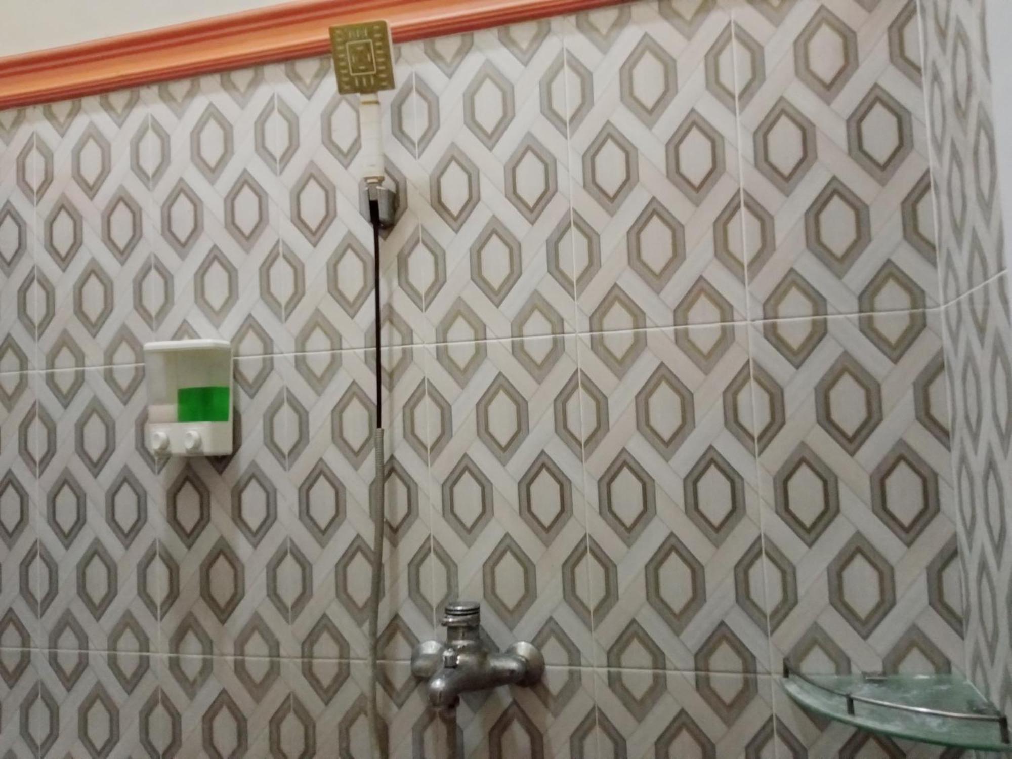 Hotel Urbanview Rifal Tegal (Central Java)